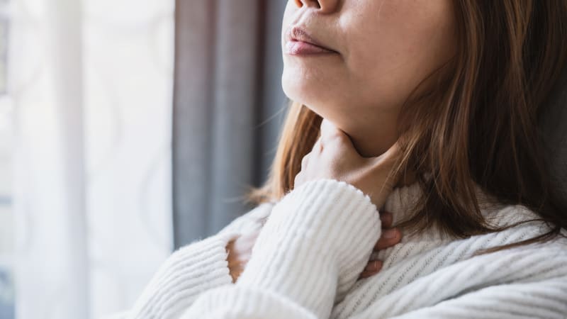 Oblíbený přípravek Čechů na bolest v krku v problémech. Distribuce stojí, řeší se možná závada