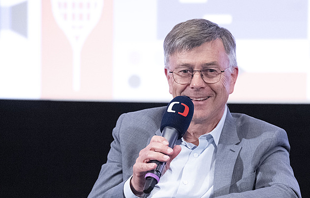 Česká televize začne vysílat Události, komentáře z ekonomiky