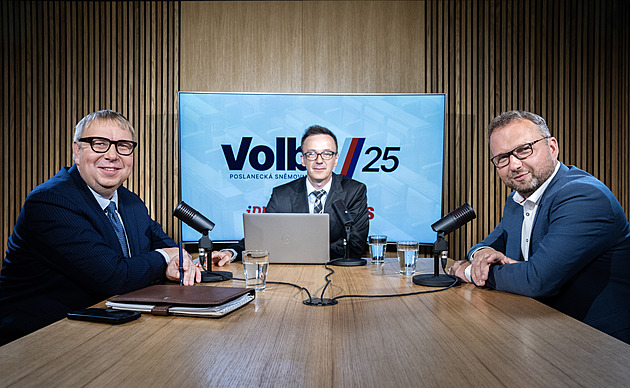 Babiš dělá, co mu řekne PR tým, zaútočil v duelu Jurečka. Zlepšil Česko, míní Juchelka