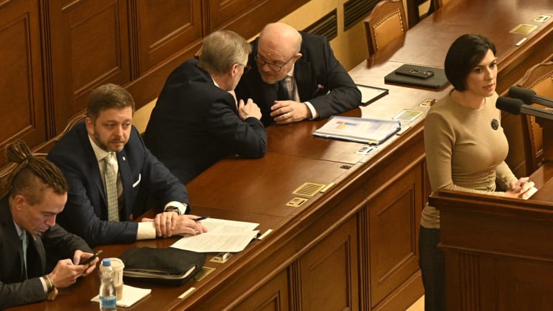 GLOSA: Zbytečnost na devatenáct? Korespondenční volba