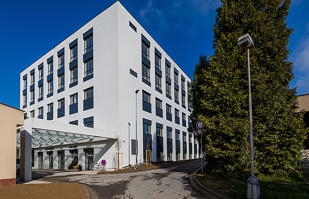 Pacientů v Hradeckém kraji bude přibývat, lékaři a sestry však míří do penze