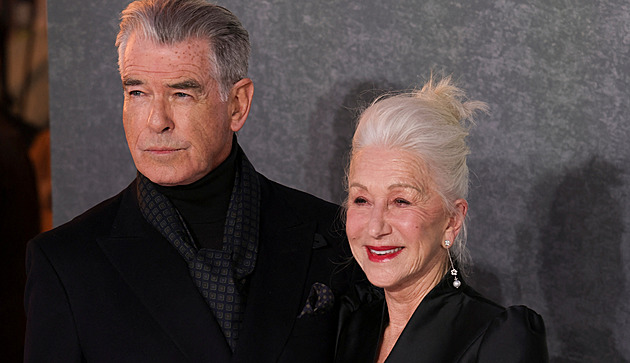 James Bond musí zůstat mužem, shodují se Pierce Brosnan a Helen Mirrenová