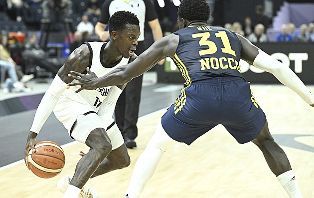 Požární poplach, pak si němečtí mistři světa zastříleli proti Švédsku