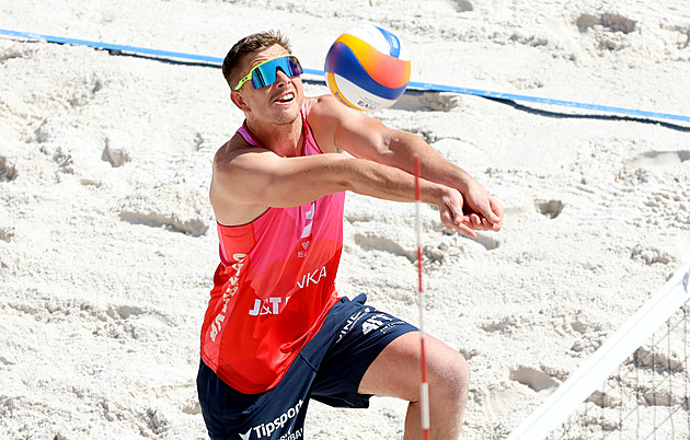 Perušič se Schweinerem podlehli v Hamburku mladým Švédům, šanci na čtvrtfinále mají