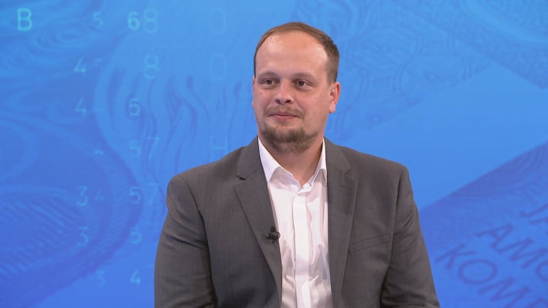 Mladí v Česku pijí méně piva. Světlé zítřky mohou čekat v zahraničí, míní Peterka 