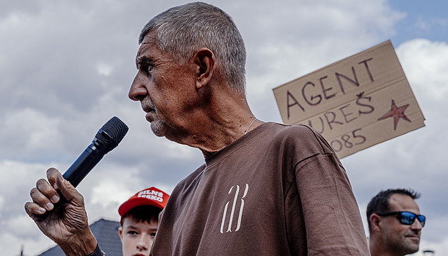 Dramatické setkání s voliči. Na Babiše někdo zaútočil berlí, skončil v nemocnici