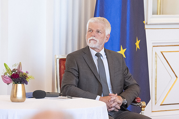 Pavel odsoudil napadení Babiše. S šéfem ANO si po útoku psal