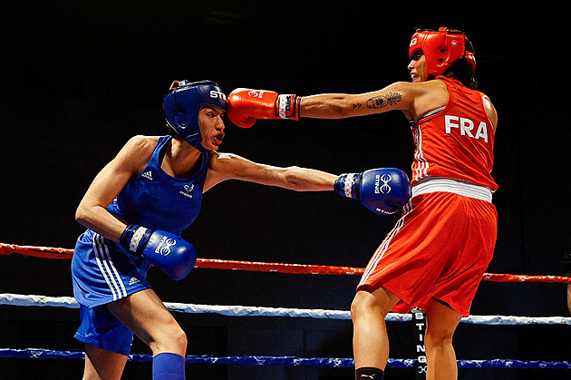 Francouzské boxerky byly vyloučeny z MS. Testy pohlaví nestihly odevzdat