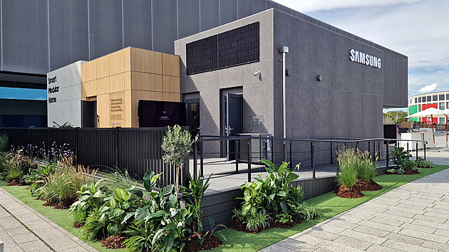 Samsung bude stavět modulární domy, technici nastaví i chytrou domácnost