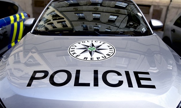 Na polní cestě našli mrtvého motorkáře. Policie zjišťuje, kdy přesně havaroval