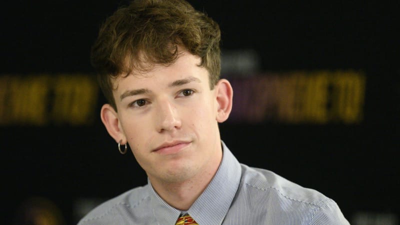 Sušer z mladého Pirátstva: Lidí s obojetnými pohlavními znaky je stejně jako se zrzavými vlasy