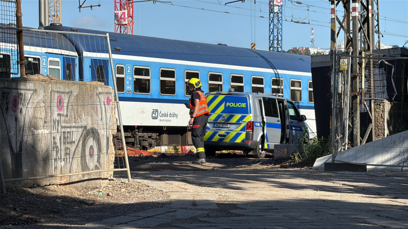Neštěstí na Litoměřicku: Po kolejích se pohyboval člověk, rychlík ho srazil a usmrtil