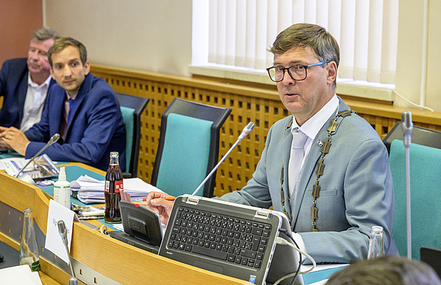 Chomutov má třetího primátora. Po skandálech předchůdců chce vrátit městu důvěru