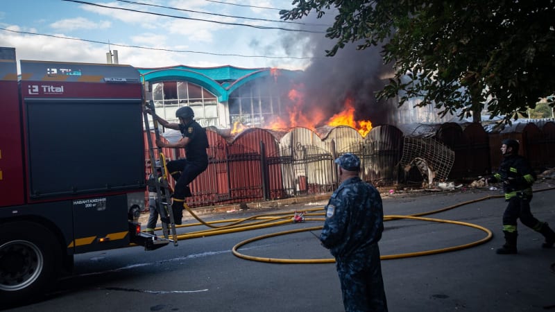 Ukrajinci brutálně zasáhli klíčový ruský přístav. Pro Moskvu to může znamenat zásadní problém