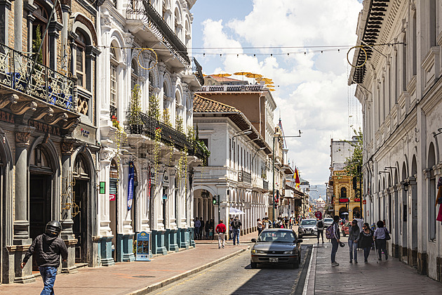 Drogovým kartelům už je Mexiko malé. Dobývají Ekvádor a kupí hromady mrtvých