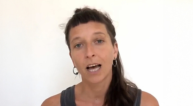 Izrael deportoval Češku ze zadržené flotily, na hranici ji převzali Jordánci