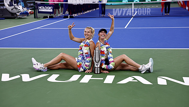 Siniaková s Hunterovou vyhrály debl Wu-chanu, v Šanghaji slaví titul kvalifikant