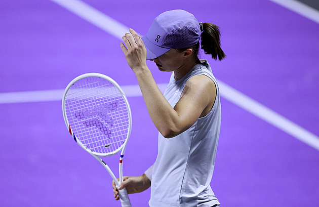 Rybakinová na Turnaji mistryň přehrála Šwiatekovou, zápas ukončila kanárem