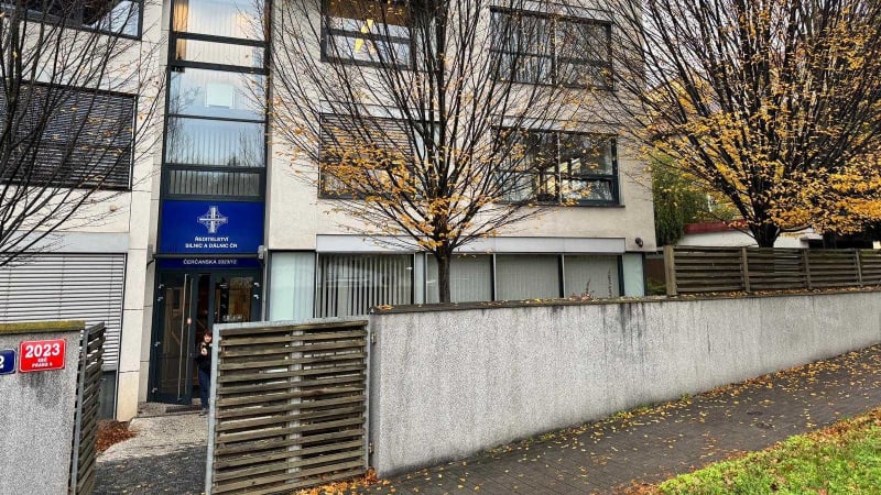 Kauza zakázek Ředitelství silnic a dálnic: 14 lidí, které policie zadržela, je na svobodě