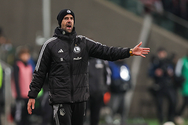 Trenér Legie: Neprožíváme nejlepší chvíle, ale problémy má i Sparta