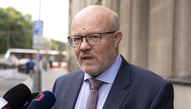 Ministr zdravotnictví Vlastimil Válek zhodnotí uplynulé volební období