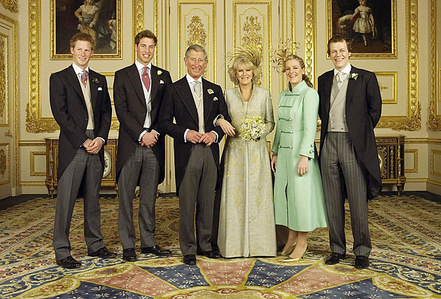 Královská rodina je jako Panství Downton. Plno dramat a intrik, říká princ Harry