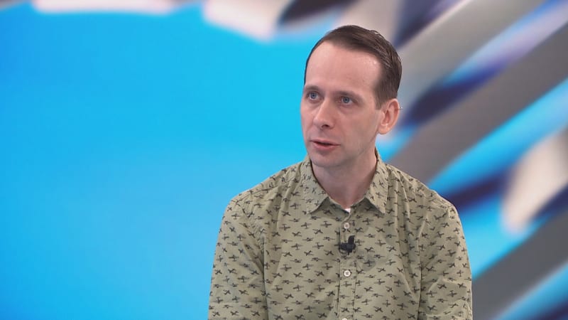 Úbytek mužů nebo propaganda na billboardech. Just popsal Rusko čtyři roky po začátku války