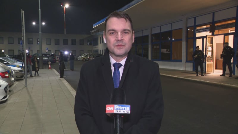 Vezměte rozum do hrsti penězům navzdory, apeluje Macinka na turisty. Na Blízký východ by nejel