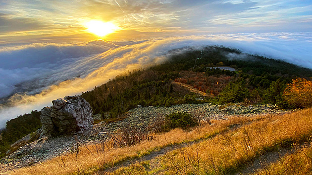 Každý den o pár stupňů víc, jen neděle bude výjimkou, předpovídají meteorologové