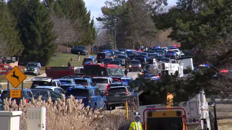 Útok na synagogu v Michiganu: Pachatel do budovy najel autem a začal střílet