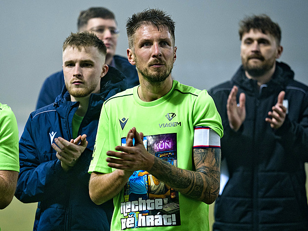 Zvlčte! Ústí se zadrhlo, brzdí ho i hřiště. Kouč: Jen fotbalovostí to neuhrajeme