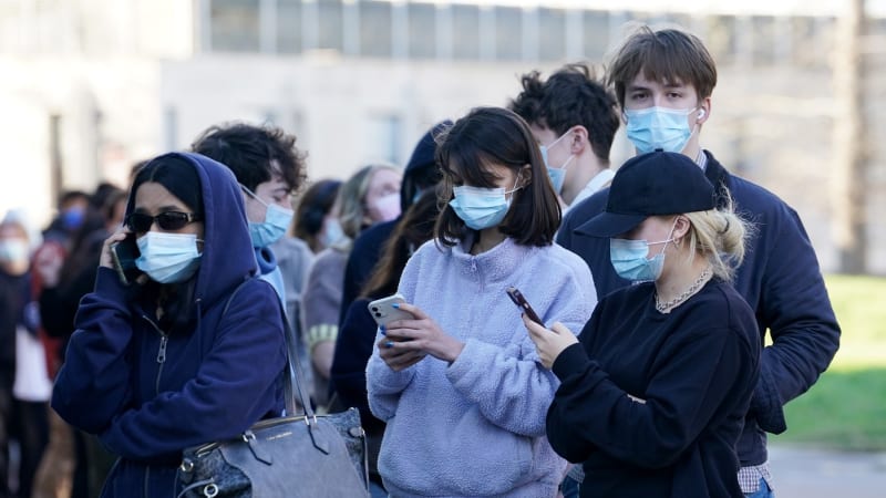 Smrtící meningitida sužuje Británii. Zemřeli dva studenti, o život bojuje i malá holčička