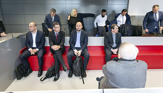 V kauze IT zakázek opět padly zprošťující rozsudky. Nejde o trestné činy, řekl soud