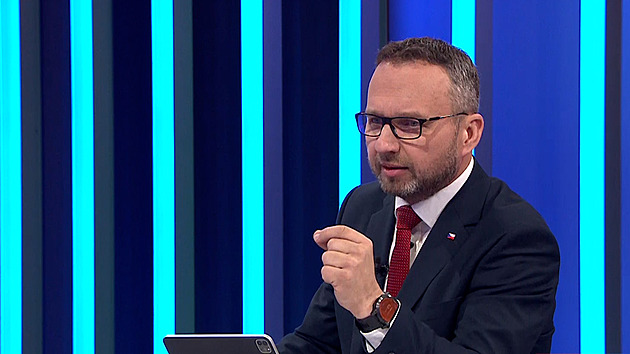 Řešíme dopady Trumpa, jehož jste velebili, vpálil Jurečka Juchelkovi. Ten se ohradil