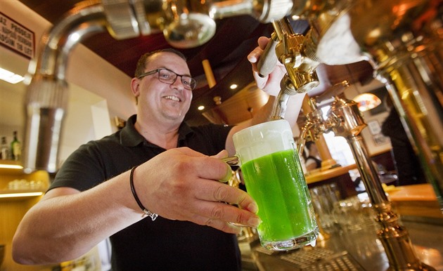 Dnes je Zelený čtvrtek. Tradice, termín Velikonoc a otevírací doba obchodů