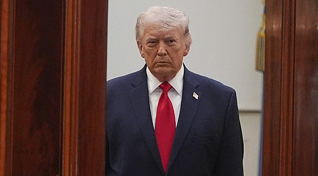 Íránská armáda označila Trumpa za vyšinutého: Jeho rétorika nic nemění