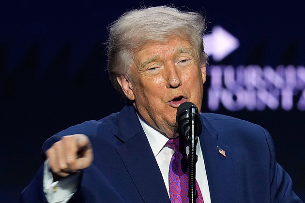 Trump prodloužil příměří, blokáda trvá. Írán hrozí ničením ropného průmyslu