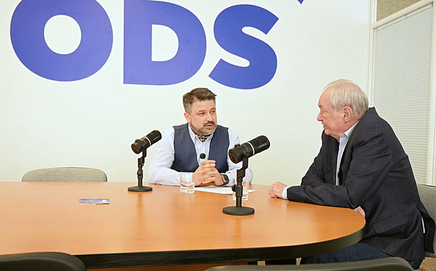 Vezměte na radnici baseballky, šokoval radou šéf liberecké ODS. Jde o parkování