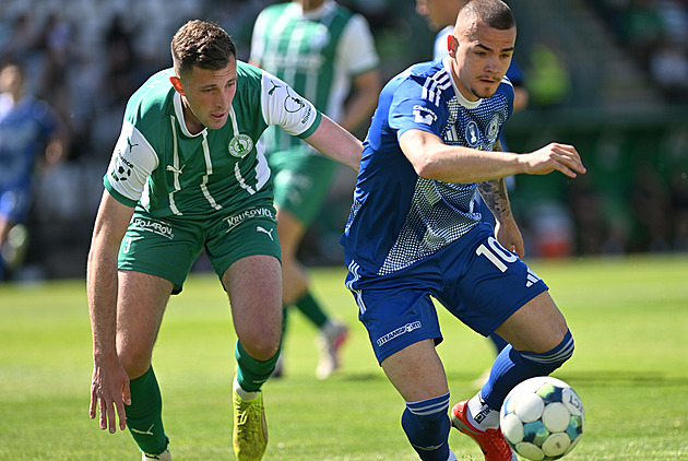 ONLINE: Bohemians - Sigma 0:2, hosté zvyšují. Opět se trefuje Krivak