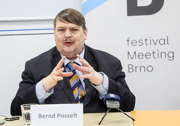 Posselt: S dekrety nemohu souhlasit. Šéf sudetských Němců nejen o sjezdu v Brně