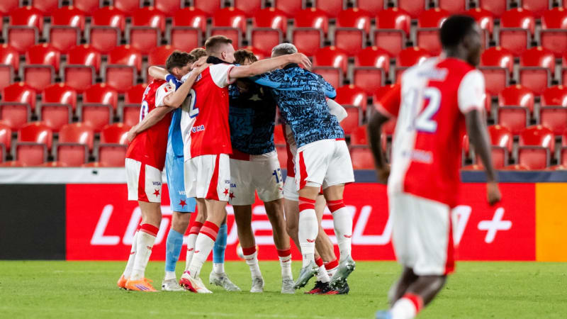 Ostudné derby, pak titul: Slavie deklasovala Jablonec. Buďte v klidu, nabádal Tvrdík fanoušky