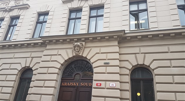 Po návratu z vězení sexuálně zaútočil na další partnerku, soud mu vyměřil 6,5 roku