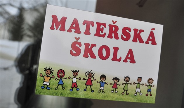 Ředitelka školy podle politiků způsobila škodu 270 tisíc, ve funkci ji však nechali