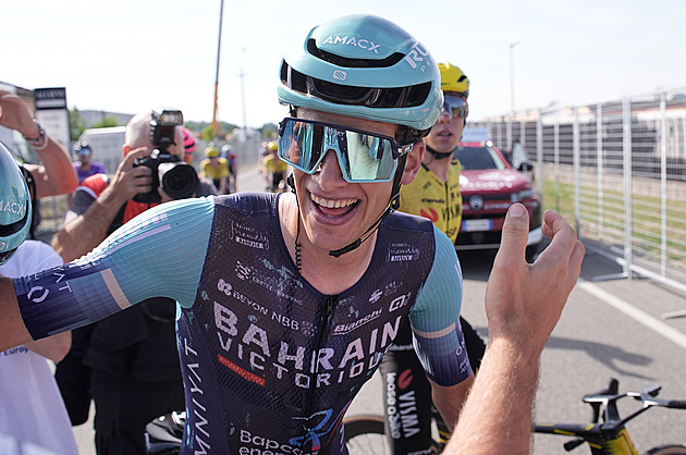 Jak lovec etap kradl i na Giru. A Bahrain byl dvojnásobně Victorious