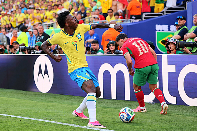 Brazílie - Maroko 1:1, rychlé akce z první půle vystřídal boj, srovnání zařídil Vinícius
