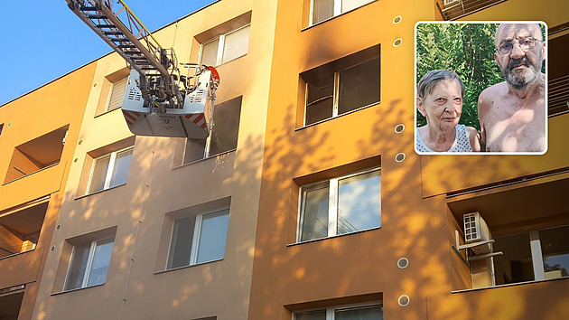 Těžká životní zkouška v 80 letech. Požár vzal seniorům domov, pojistka škodu nepokryje