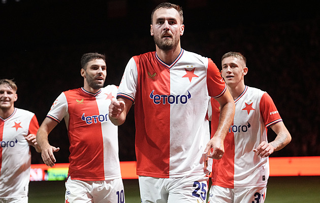 Slavia - Bohemians 2:2, domácí dvakrát vedli, euforii v závěru jim sebral ofsajd