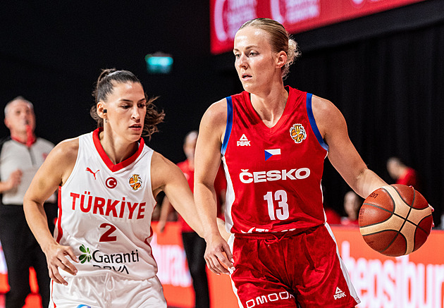 Basketbalistky před MS zvítězily také v Turecku, potřetí dopustily dramatický finiš