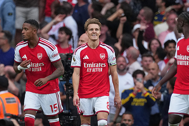 Neapol - Arsenal Kde sledovat Ligu mistrů, sázkové kurzy, statistiky