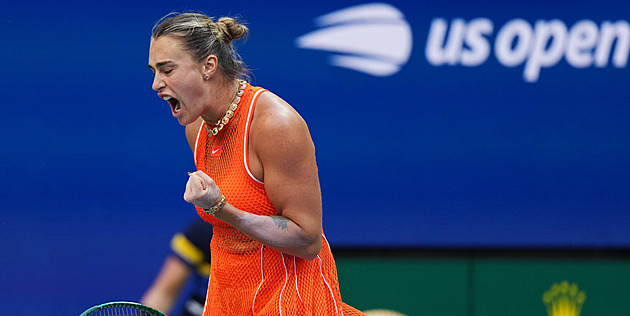 US Open ONLINE: Hvězdné finále. Sabalenková proti Rybakinové srovnává